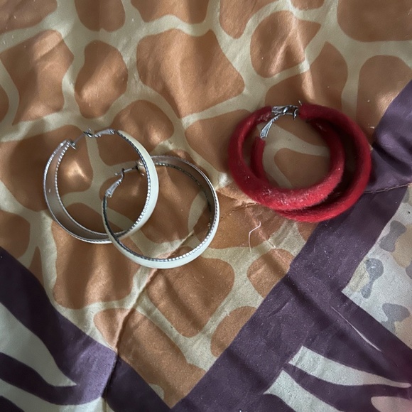 Clothing, shoes, and jewelry - Picture 6 of 16